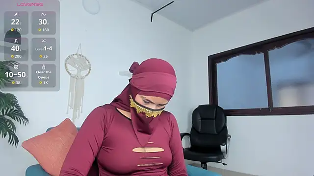 Snapshot of zali_mahamed chatting on October 11, 2025, 10:14 am zali mahamed online show from October 11, 2025, 10:14 am