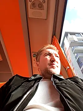 Snapshot of mert0359 chatting on November 26, 2025, 12:28 pm mert0359 online show from November 26, 2025, 12:28 pm