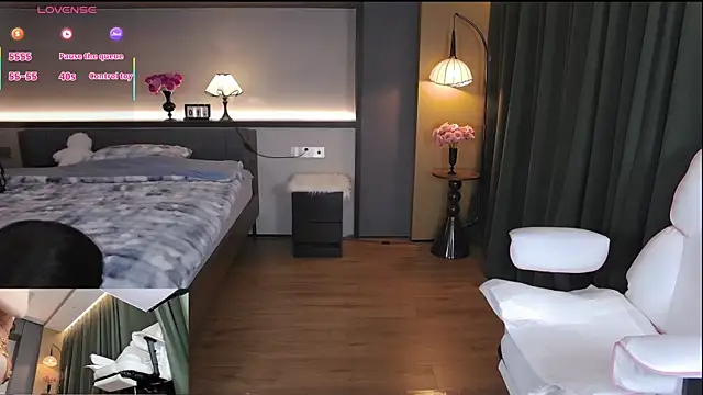 Snapshot of AYW-21 chatting on January 10, 2026, 1:02 pm AYW-21 online show from January 10, 2026, 1:02 pm