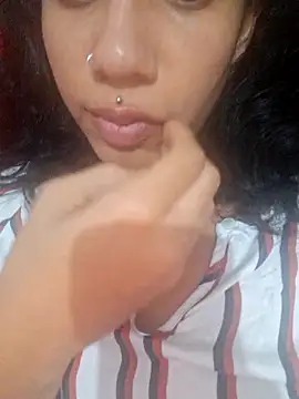 Snapshot of RavenShyfit chatting on November 11, 2025, 4:12 am RavenShyfit online show from November 11, 2025, 4:12 am