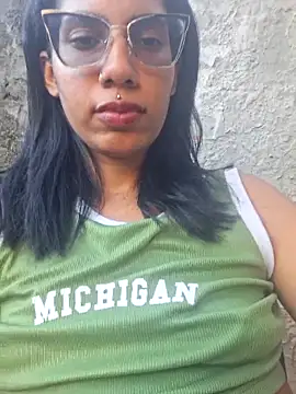 Snapshot of RavenShyfit chatting on November 15, 2025, 7:21 pm RavenShyfit online show from November 15, 2025, 7:21 pm