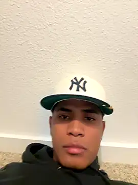 Snapshot of fuego01 chatting on November 24, 2025, 6:57 am fuego01 online show from November 24, 2025, 6:57 am