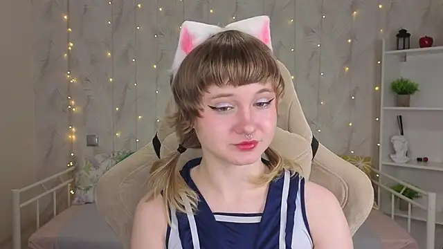 Tori Cutie online show from May 22, 2026, 12:07 am