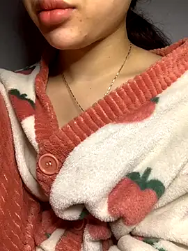 Nguyenha11 online show from November 19, 2025, 10:15 am