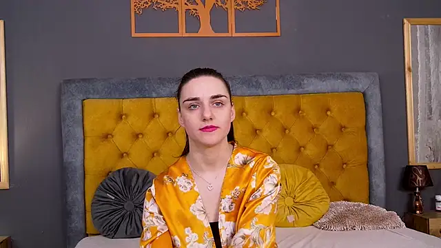 Jessica White  online show from January 14, 2026, 5:13 am