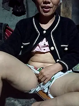 Snapshot of TinTin321 chatting on January 6, 2026, 12:09 pm TinTin321 online show from January 6, 2026, 12:09 pm