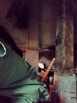 Snapshot of TinTin321 chatting on January 15, 2026, 5:34 am TinTin321 online show from January 15, 2026, 5:34 am