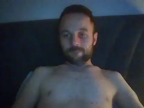 isimsizsikicii online show from March 25, 2026, 9:43 pm