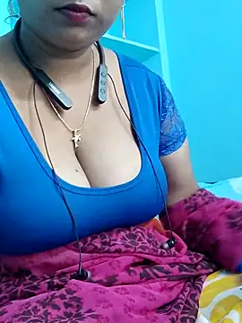 yelmaji91 online show from October 30, 2025, 5:31 am