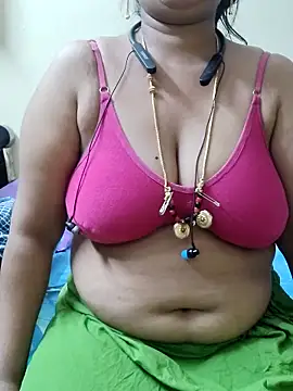 yelmaji91 online show from December 1, 2025, 5:29 pm