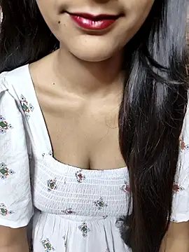 Indian-Aleena online show from October 18, 2025, 7:42 am