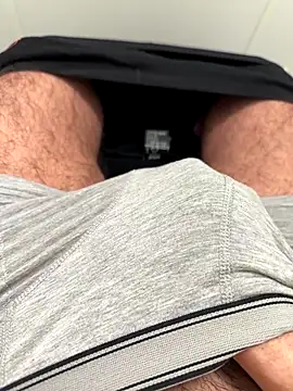 analtake13 online show from November 6, 2025, 12:39 pm