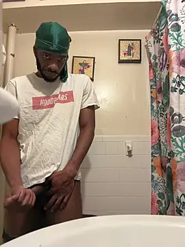 BigBDMari online show from April 9, 2026, 2:33 am