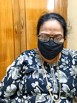 Snapshot of heera-rani chatting on January 8, 2026, 6:48 am heera-rani online show from January 8, 2026, 6:48 am