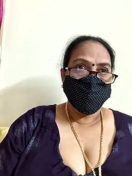 Snapshot of heera-rani chatting on January 15, 2026, 10:53 am heera-rani online show from January 15, 2026, 10:53 am