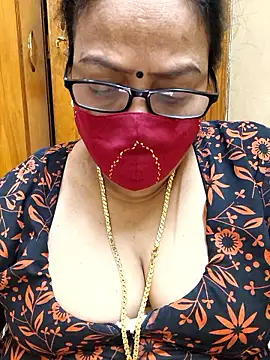 Snapshot of heera-rani chatting on March 12, 2026, 4:07 am heera-rani online show from March 12, 2026, 4:07 am