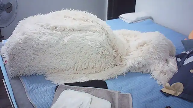 Linh linh01 online show from October 23, 2025, 3:44 pm