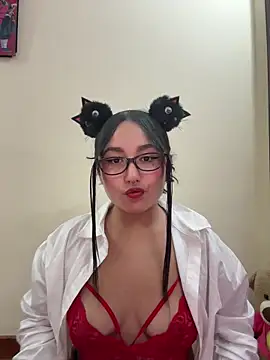 Snapshot of saranghae_ chatting on November 27, 2025, 3:19 am saranghae online show from November 27, 2025, 3:19 am