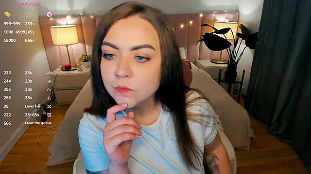 ashton heidii online show from October 7, 2025, 10:51 pm