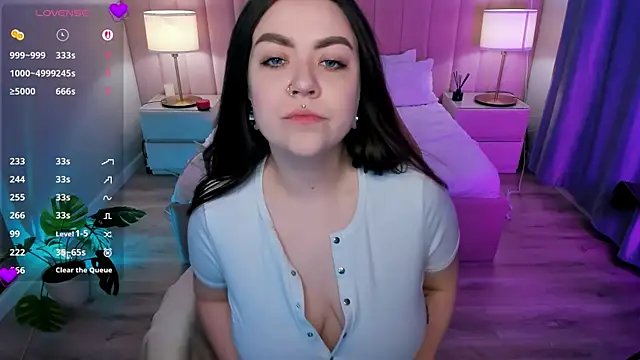 ashton heidii online show from April 4, 2026, 11:35 pm