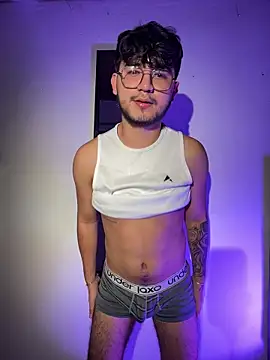 DanteRushh online show from February 12, 2026, 2:39 am