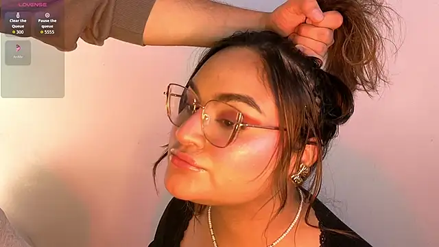 laurale phillipe online show from February 16, 2026, 11:23 pm