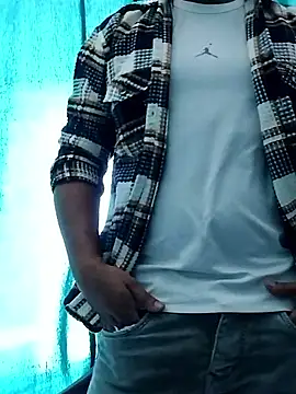 hunk28 6 online show from November 7, 2025, 7:08 am