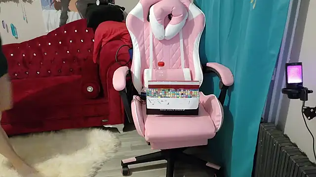 rubystrip online show from December 2, 2025, 8:37 pm