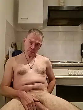 mario7767 online show from October 4, 2025, 10:08 pm