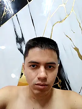 Snapshot of andresSalasSS chatting on October 15, 2025, 11:43 am andresSalasSS online show from October 15, 2025, 11:43 am