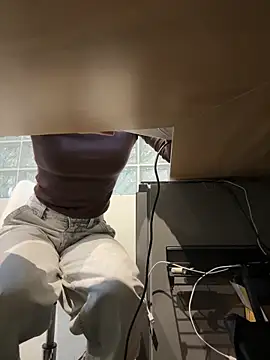 sisylucky online show from March 11, 2026, 3:40 pm