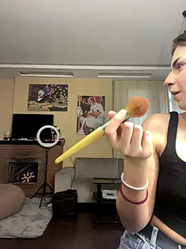 Miranda Kerry online show from November 5, 2025, 6:24 am