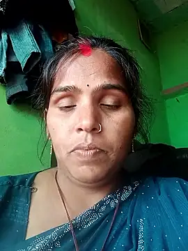 Snapshot of Cut_rajbati chatting on January 15, 2026, 6:40 am Cut rajbati online show from January 15, 2026, 6:40 am