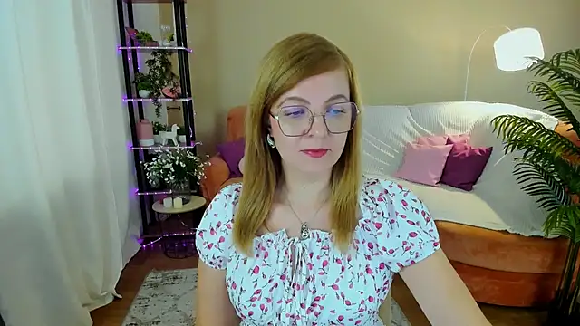 YourUniverser online show from September 9, 2025, 10:26 am