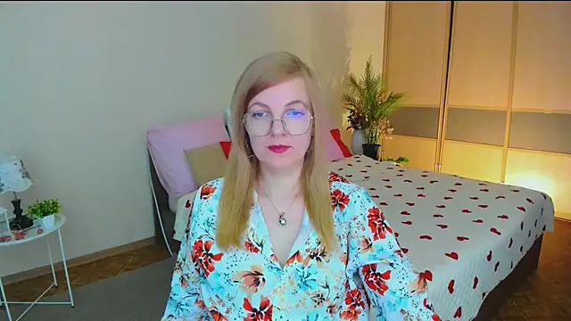YourUniverser online show from July 16, 2026, 10:10 am