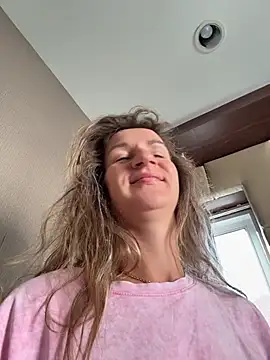 EvvaMur online show from November 28, 2025, 1:41 am