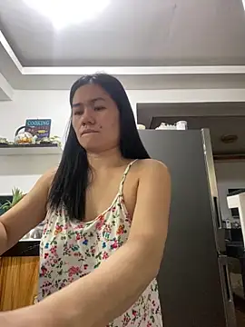 wildpussycat69 online show from May 17, 2026, 3:26 am