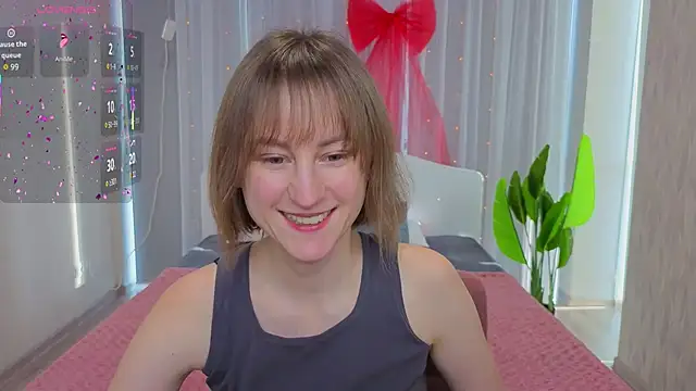 LuluChiiii online show from January 6, 2026, 10:52 am