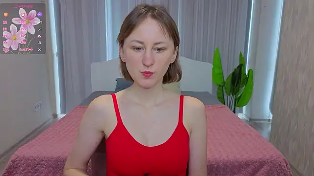 LuluChiiii online show from February 4, 2026, 12:11 pm