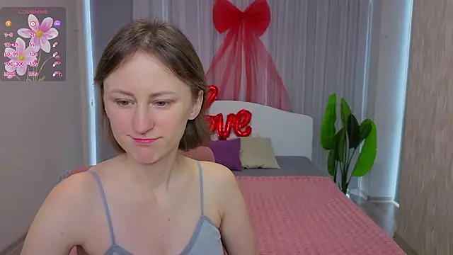 LuluChiiii online show from February 13, 2026, 9:05 am