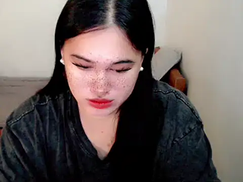 Annierose ts online show from June 30, 2026, 8:10 pm