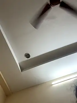 Snapshot of linishal chatting on October 23, 2025, 4:39 pm linishal online show from October 23, 2025, 4:39 pm