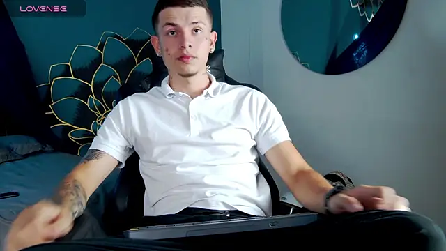 Ryan Miller online show from September 25, 2025, 8:56 pm