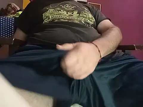 BabyBearMilk online show from April 20, 2026, 4:10 pm