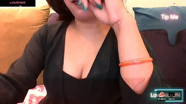 mitali sanju online show from November 24, 2025, 3:39 am