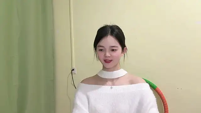 Snapshot of Nicole-13 chatting on February 8, 2026, 1:47 pm Nicole-13 online show from February 8, 2026, 1:47 pm