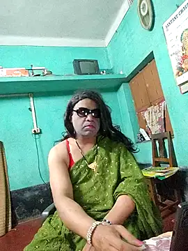 hot silkkol online show from February 4, 2026, 8:14 pm