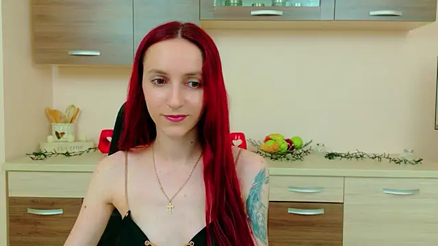 Julia Jae online show from June 12, 2026, 6:34 am
