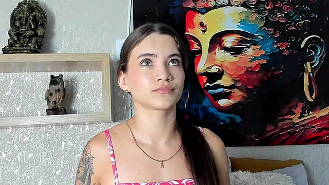 aitana baker  online show from February 4, 2026, 3:56 am