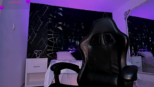 JulienSaint online show from February 12, 2026, 12:33 pm